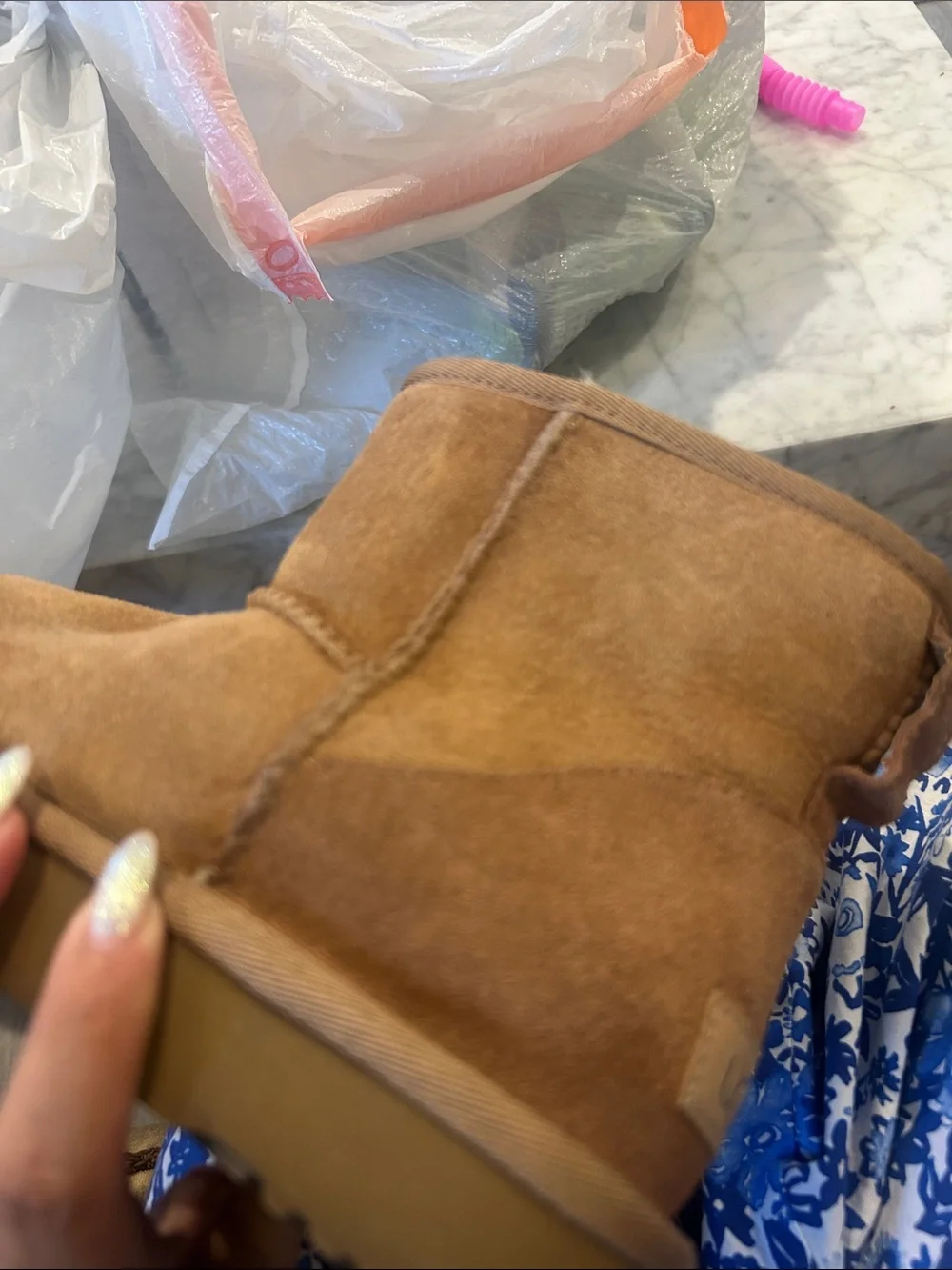 UGG Chestnut Classic Mini II Boot Sz US 8 $170